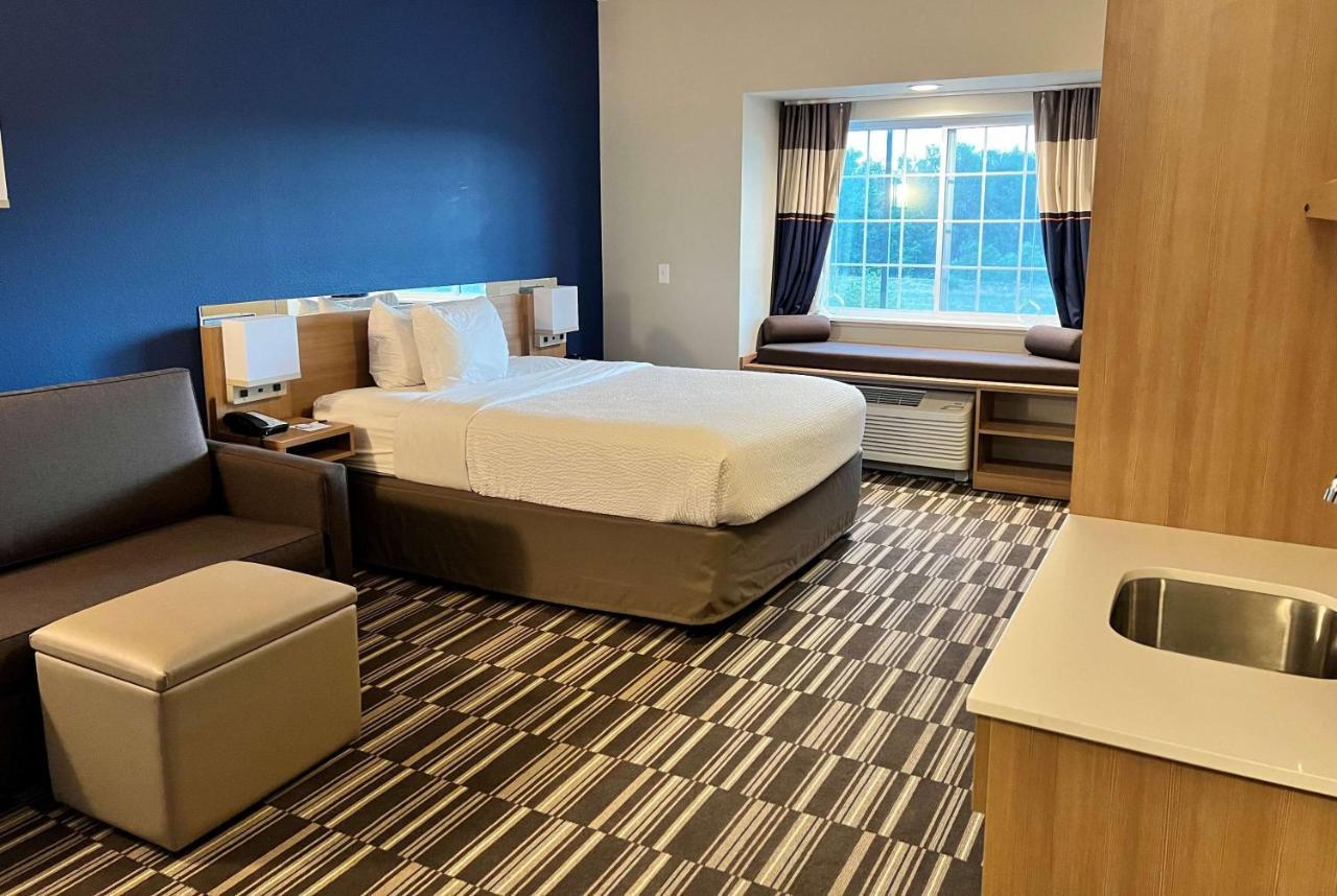 Microtel Inn & Suites By Wyndham Fountain Fort Carson Zewnętrze zdjęcie