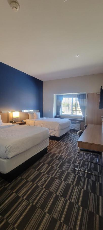 Microtel Inn & Suites By Wyndham Fountain Fort Carson Zewnętrze zdjęcie