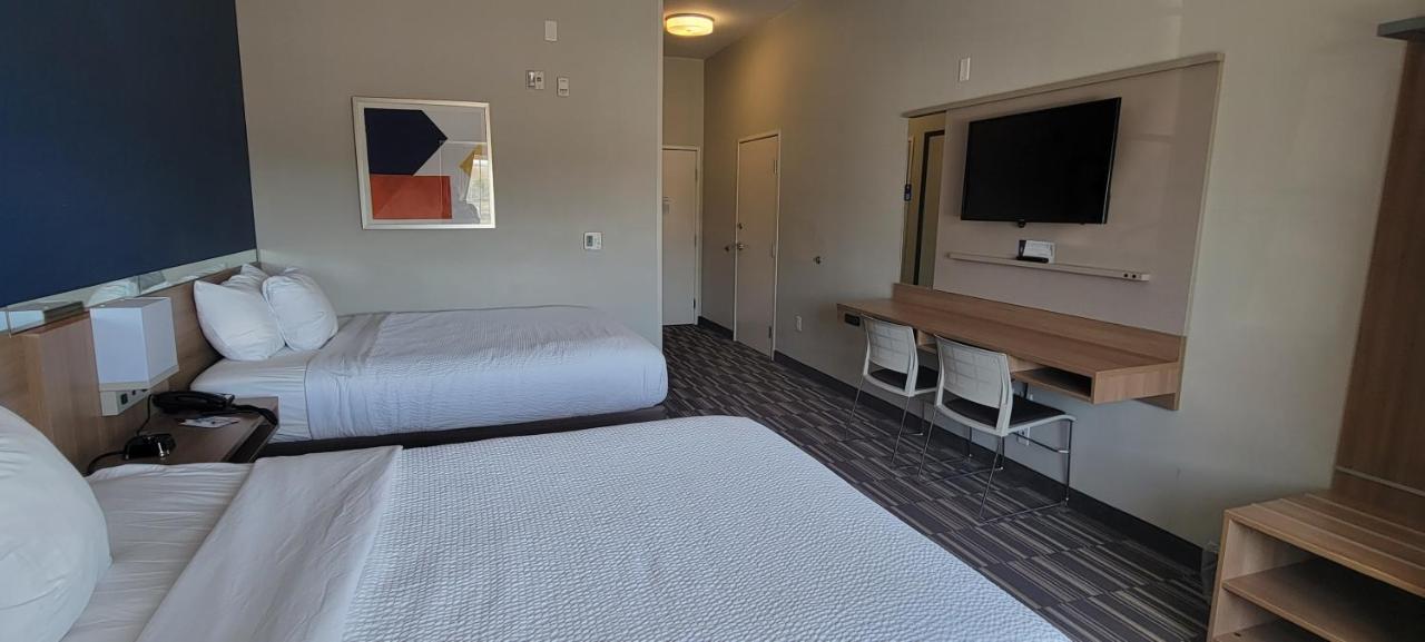 Microtel Inn & Suites By Wyndham Fountain Fort Carson Zewnętrze zdjęcie