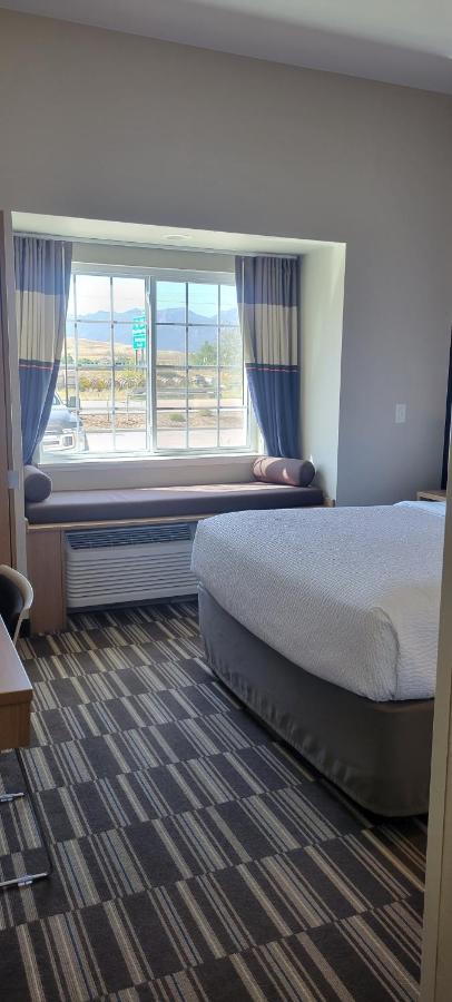 Microtel Inn & Suites By Wyndham Fountain Fort Carson Zewnętrze zdjęcie